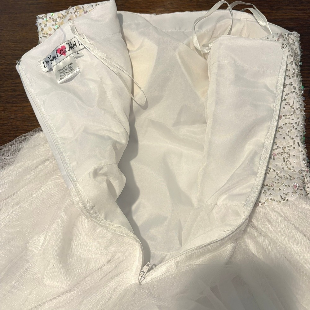 White Beaded Tulle Ball Gown Wedding Dress Basque Waist Strapless Size 12 Flaws - Picture 16 of 16